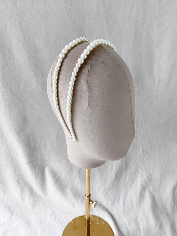 ACC-201900202-Classic-Pearl-12-mm-Descending-Headband-White-Silver-3
