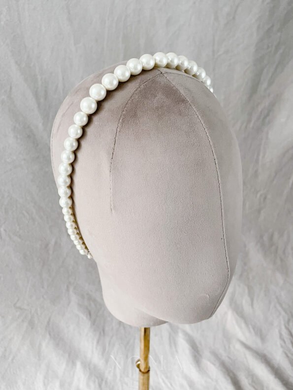 ACC-201900202-Classic-Pearl-12-mm-Descending-Headband-White-Silver