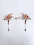 CHN-202200048-Fan-Shaped-Jade-Shuangxi-Pagoda-Set-Gold-Jade-3-pcs