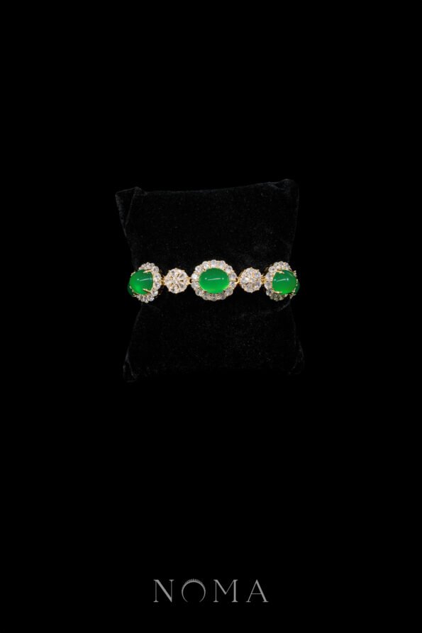 JJW-202300043-Superior-Oval-Jade-Halo-Mix-Flower-Bracelet-18k-Yellow-Gold-Jade