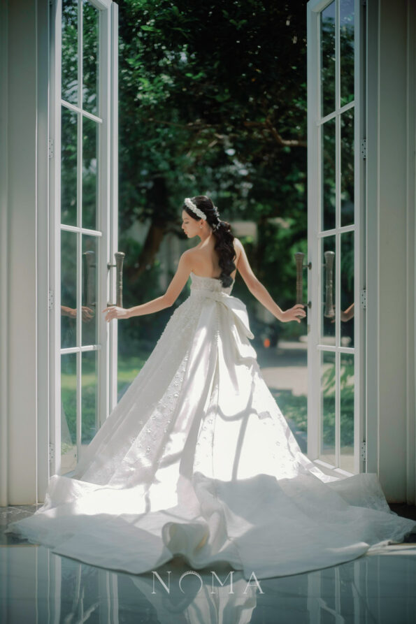 ACC-202100090-Clay-Flower-Blossom-with-Pistil-Headband-White-Silver-11