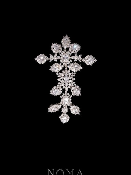 Royal Art Elongated Arrangement Hairvine/Brooch - White Gold