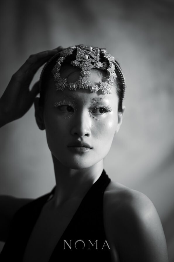 ACC-202400056-Artistic-Creation-Headband-White-Gold-1