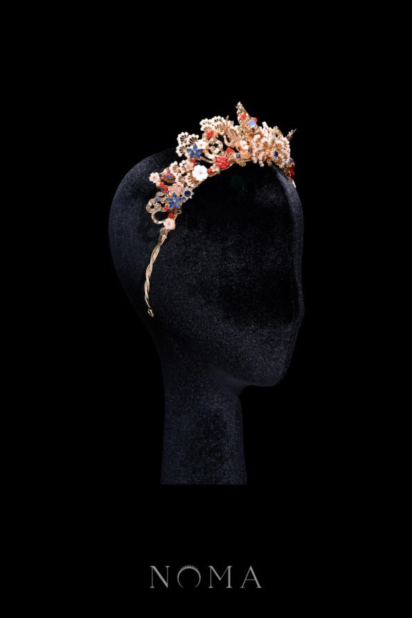 CHN-202300133-Crane-Pearl-Cloud-Crown-Gold-Blue-4