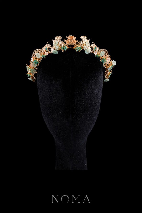 CHN-202400065-Crane-Pagoda-Deco-Crown-Gold-Light-Jade