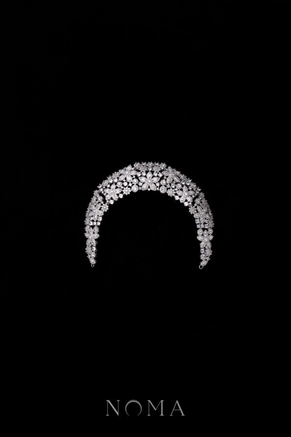 ACC-202300034-Paved-Blooms-Bun-Cuff-White-Gold-1