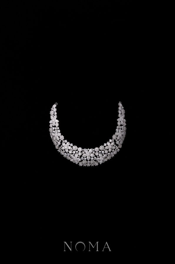 ACC-202300034-Paved-Blooms-Bun-Cuff-White-Gold-2