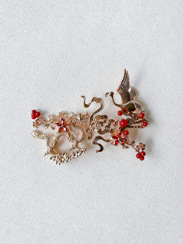 CHN-202200032-Dragon-and-Crane-Heaven-Hairvine-Gold-Ruby-Right-1