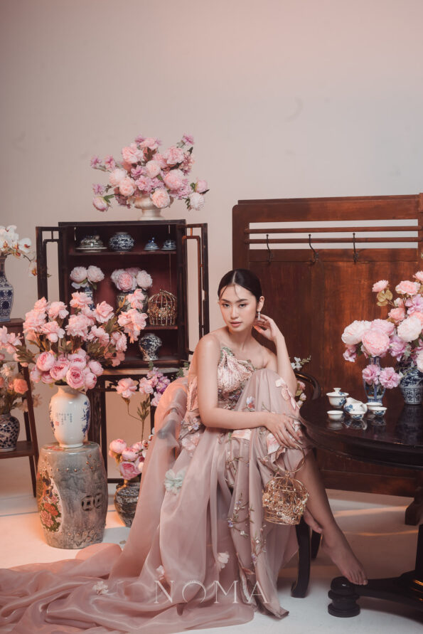 CHN-202300039-Chinese-Scenery-Birdcage-Clutch-Gold-8