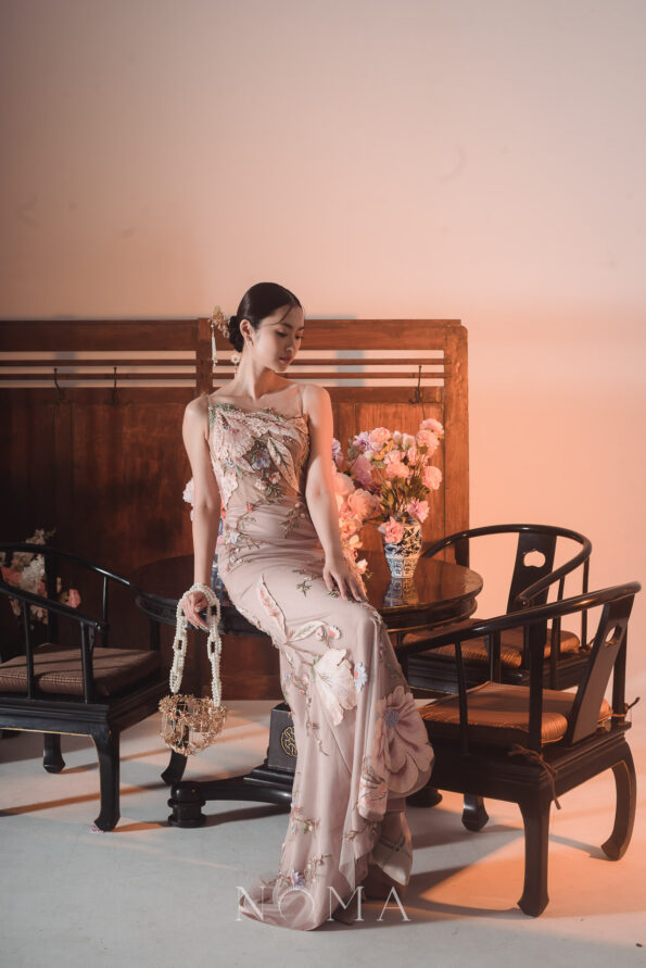 CHN-202300042-Crane-Orchid-Flower-Basket-Bag-Gold-Pink-4