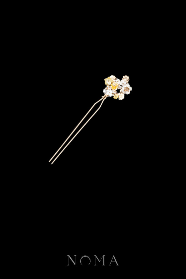 CHN-202400191-Golden-Blossom-Bud-Hairpin-Gold-Yellow