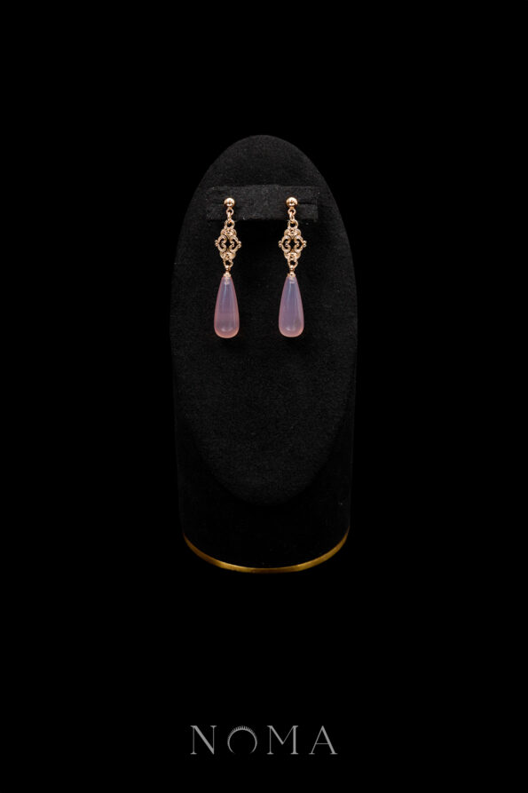 CHN-202500002-Curvature-Deco-Pear-Jade-Earrings-Gold-Pink-Jade