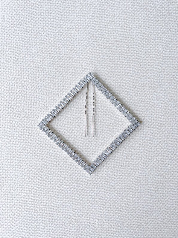 DJW-202200022-Rectangle-Row-Parallelogram-Hairpin-Rhodium-White-Gold-1