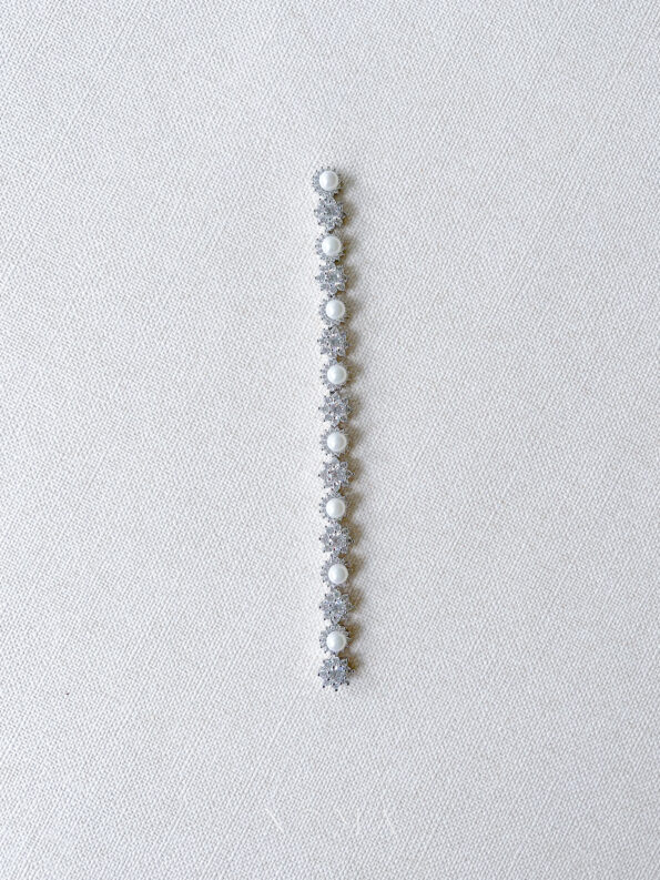 DJW-202200024-Pearl-Halo-Round-Paved-Partition-Hairvine-Rhodium-White-Gold-White-Pearl-4