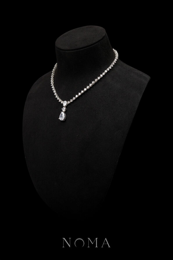 DJW-202400115-Pear-on-Pear-Necklace-Rhodium-White-Gold-White-Diamond-2