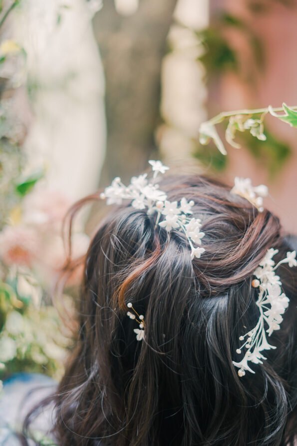 FLR-202000009-CC-White-Petals-Hairpin-Set-Silver-White-3-pcs-4