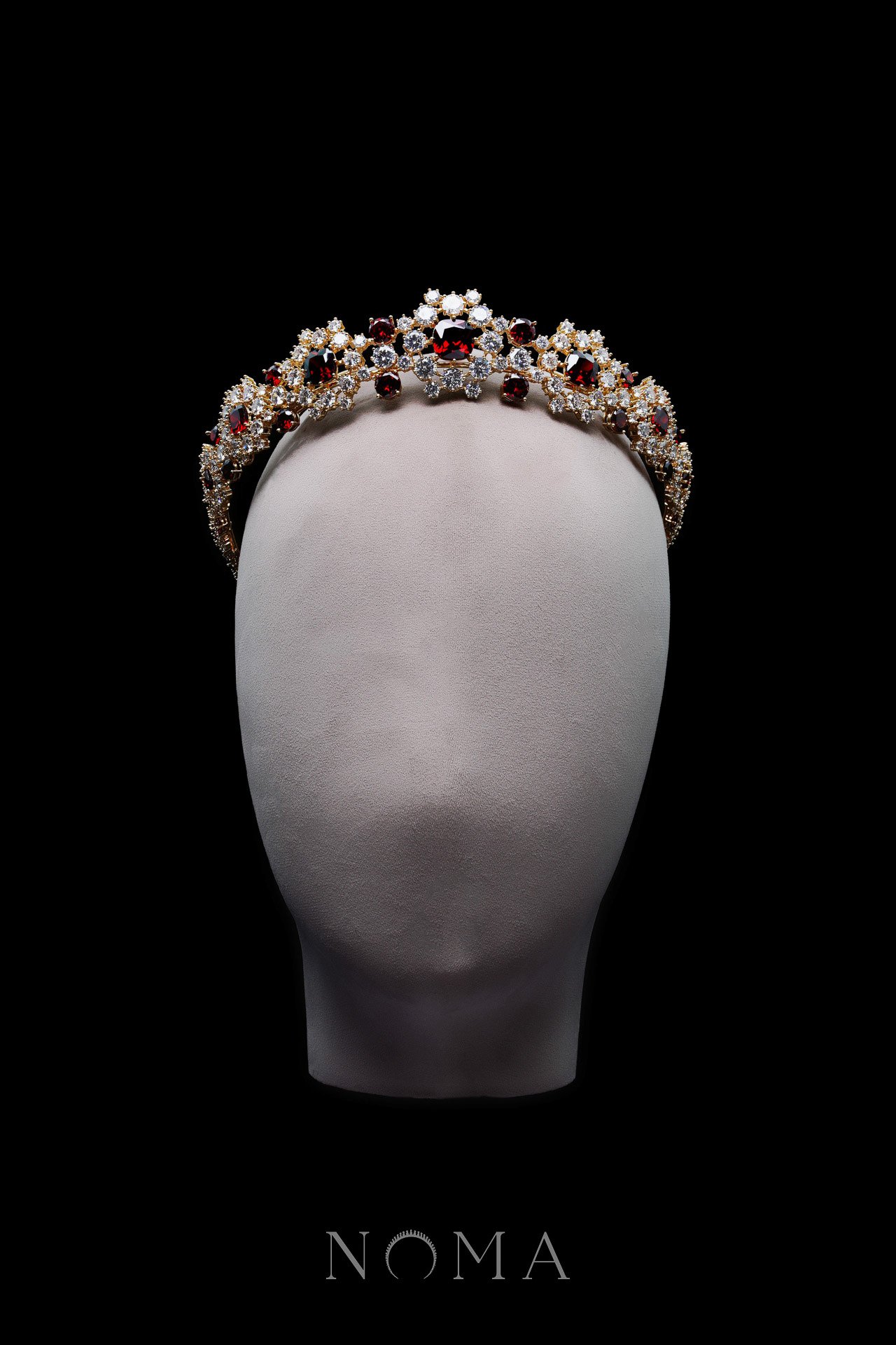 Cushion Cut Crown - 18k Yellow Gold, Ruby