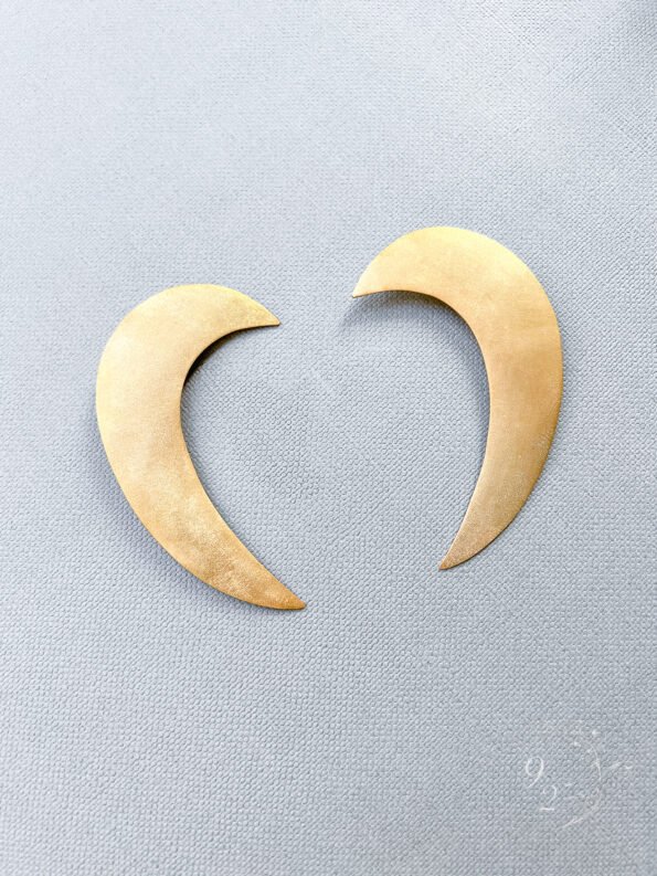 925-202200001-Crescent-Earpiece-Pair-Gold-1-pair-1