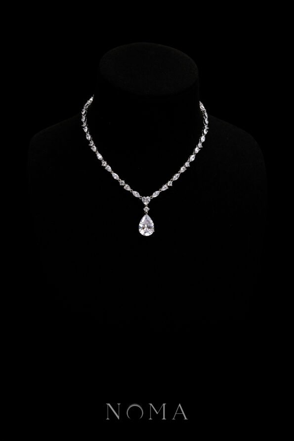 DJW-202400044-Pear-Heart-Raindrop-Necklace-Rhodium-White-Gold-White-Diamond-S