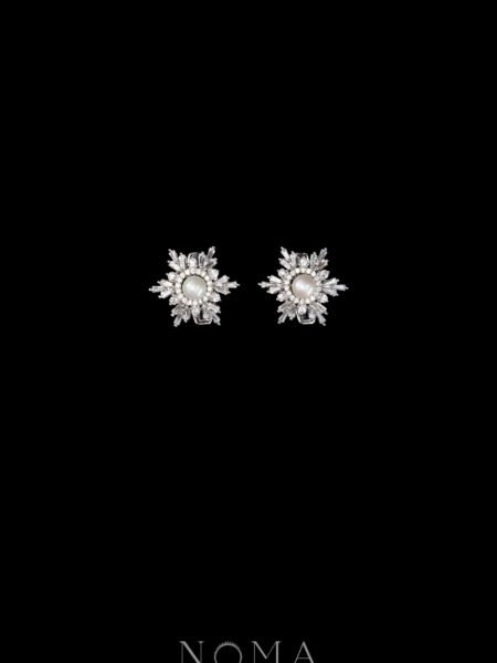 Snowflakes Pearl Cufflinks - Rhodium White Gold