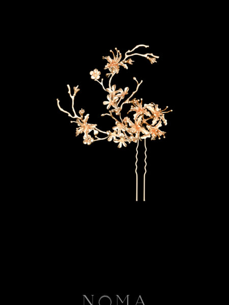Curvature Orchid Hairpin - Doff Gold