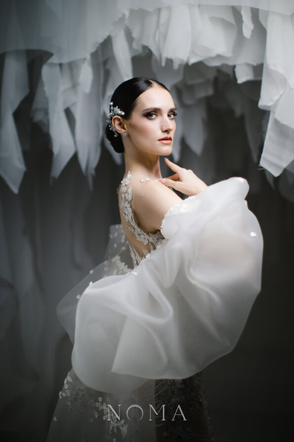 ACC-202400017-Pearly-Snowflakes-Side-Hairvine-or-Brooch-White-Gold-5