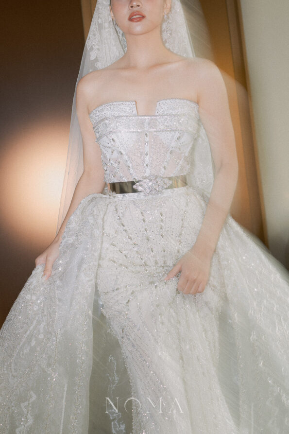 ACC-202400060-Dazzling-Arrangement-Brooch-White-Gold-1