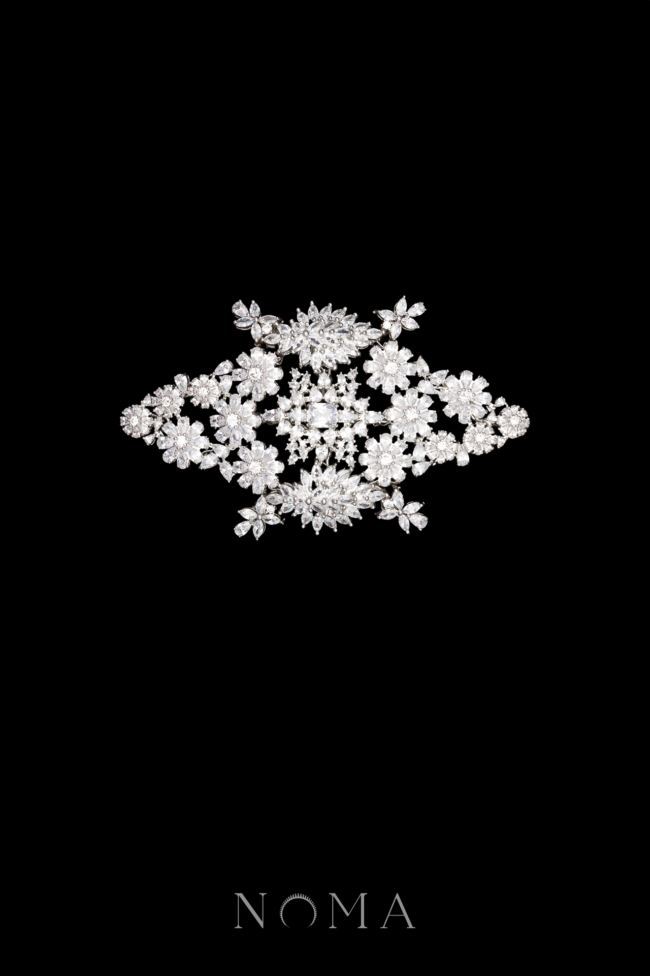 Dazzling Arrangement Brooch - White Gold