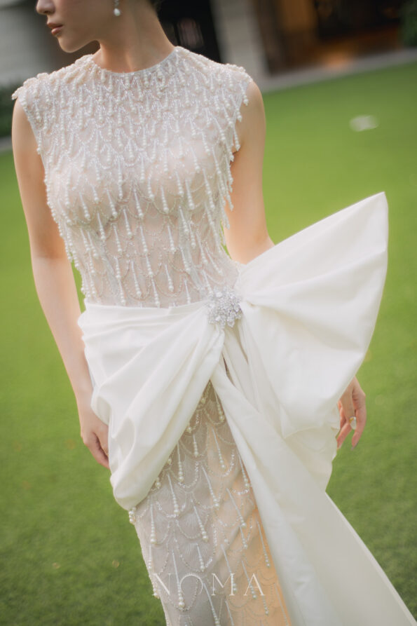 ACC-202400061-Dazzling-Hexa-Brooch-White-Gold-1