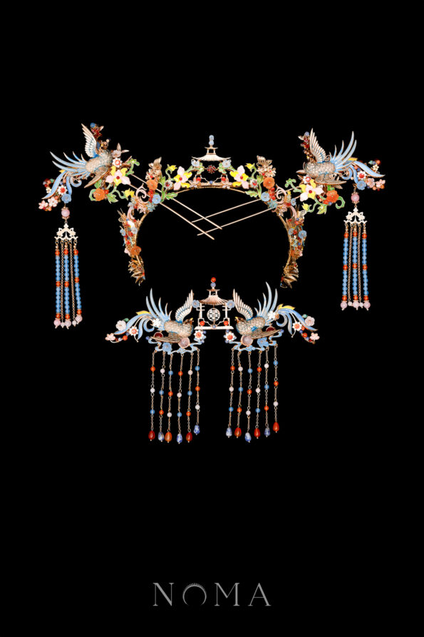 CHN-202400046-Colorful-Swallow-Pagoda-Set-Gold-Blue-4-pcs-1