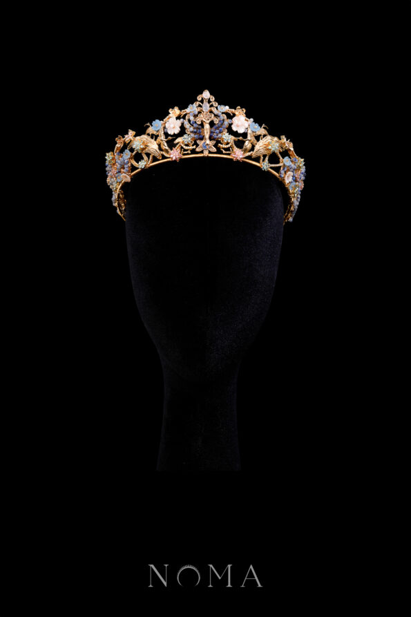 CHN-202400104-Peacock-Crane-Ornament-Crown-Gold-Blue