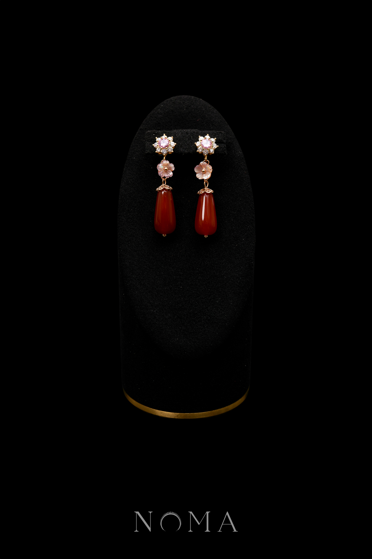 CHN-202400150-Round-Paved-Ume-Pear-Jade-Earrings-Gold-Red-Jade