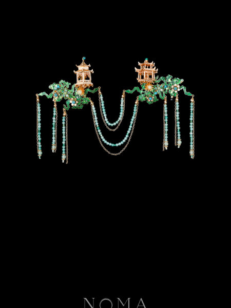 Colorful Flying Cloud Pagoda Chain Brooch - Gold, Turquoise