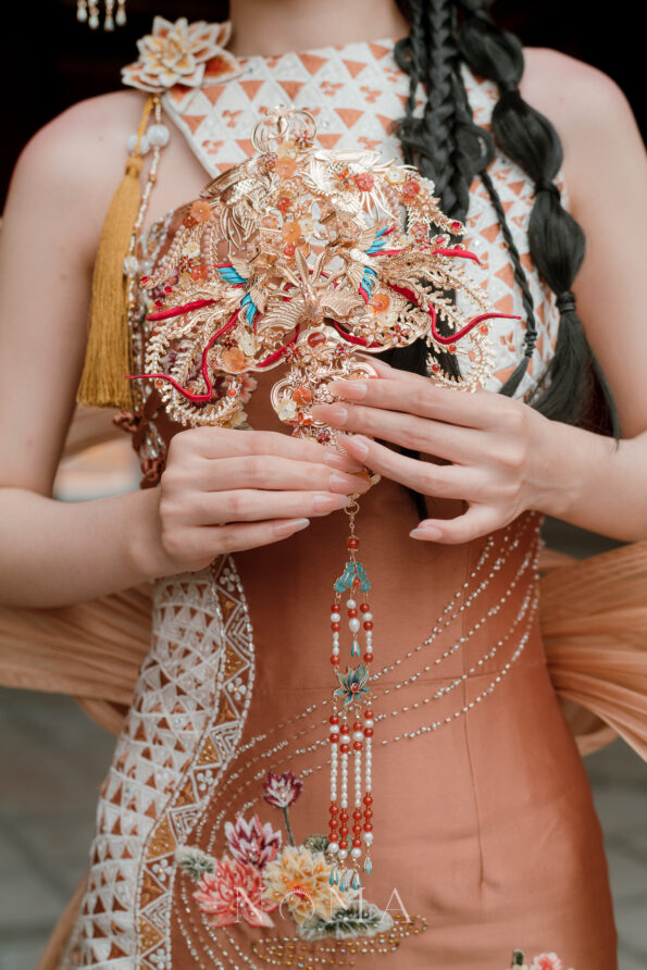 CHN-202500111-ET-Wave-Phoenix-Deco-Fan-Gold-Ruby-1