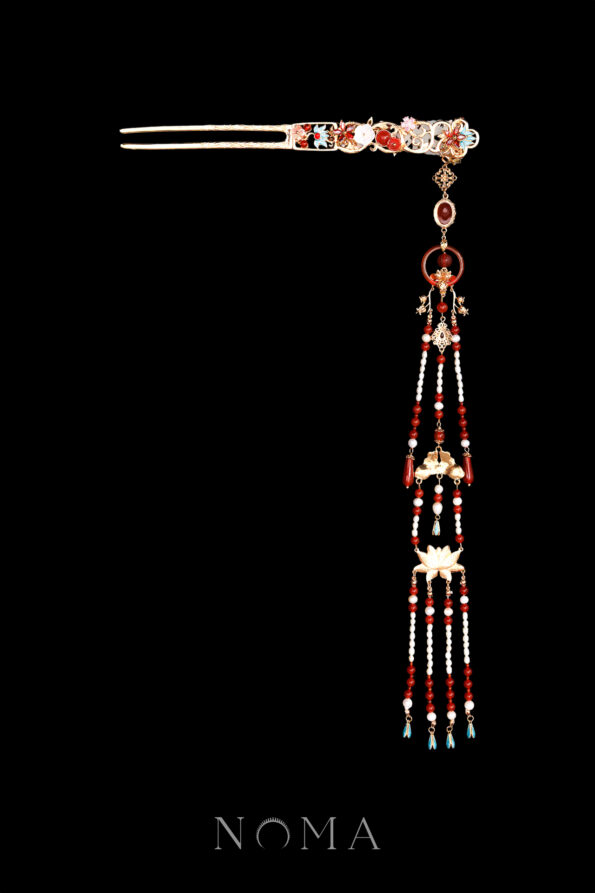 CHN-202500184-Everlasting-Carved-Jade-Hairpin-Gold-Light-Jade-Right-1