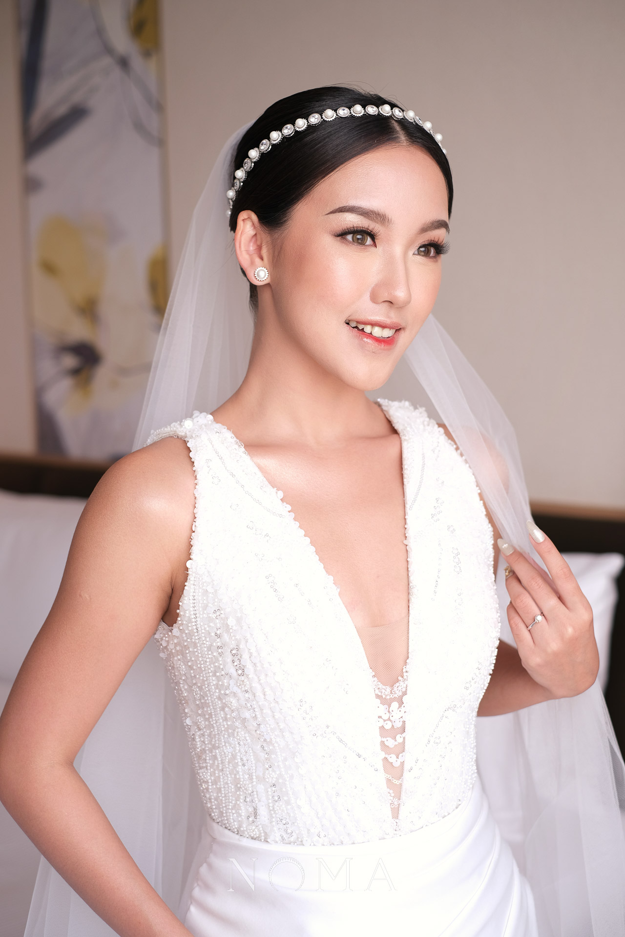 PJW-202200004-Pearl-Halo-Earrings-7-mm-Rhodium-White-Gold-White-Pearl