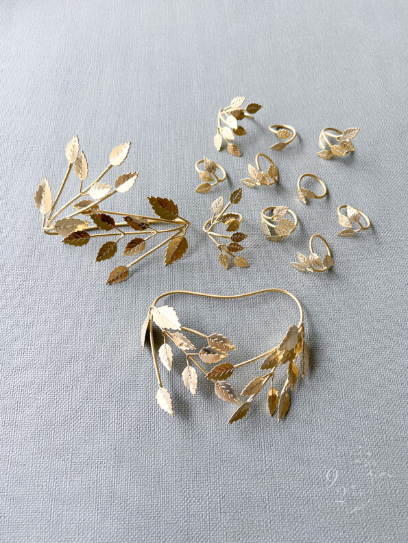 925-202100008-Athens-Leaves-Handcuff-Set-Doff-Gold-11-pcs-1