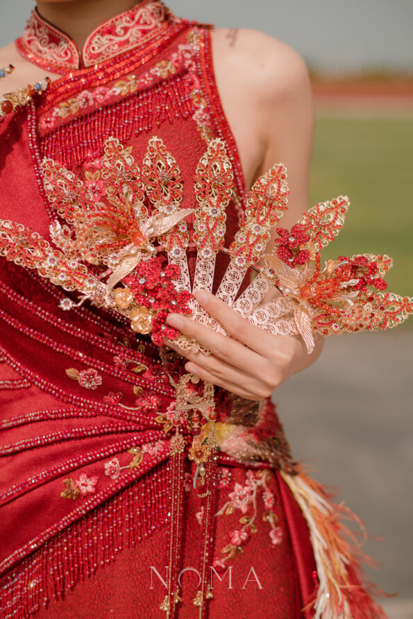 CHN-202500097-Fire-Phoenix-Floral-Fan-Gold-Ruby-2