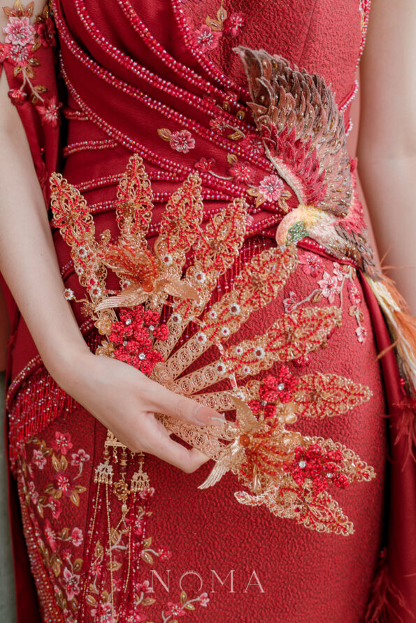 CHN-202500097-Fire-Phoenix-Floral-Fan-Gold-Ruby-3