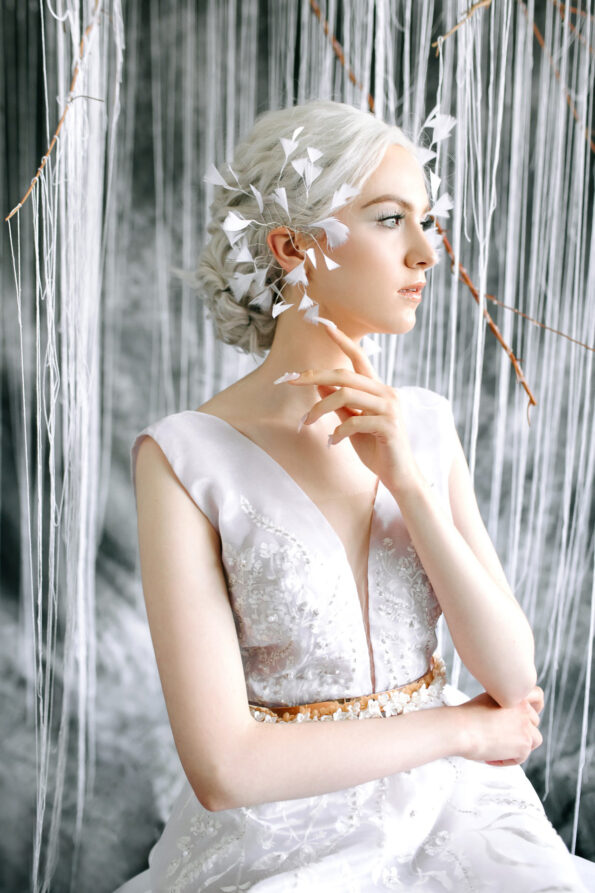 HMV-202100028-Light-Feathers-Earpiece-Set-White-Silver-2-pcs-2