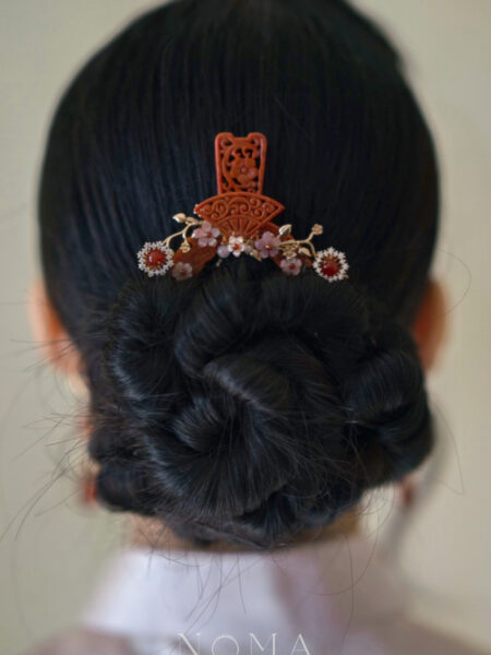 Jade Art Memoir Hairpin - Gold, Red Jade