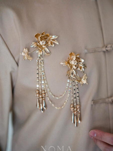 Lunar Golden Peony Chain Brooch - 18k Yellow Gold