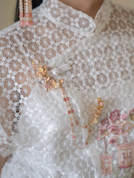 Lunar Sweet Branching Chain Brooch - Gold, Pink