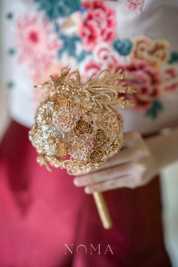 CHN-202600021-Phoenix-Pairing-Bouquet-Gold